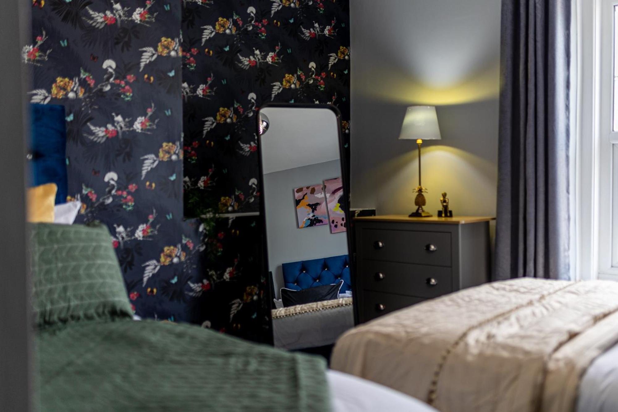 Comfy-Stays Deganwy Llandudno Exterior photo